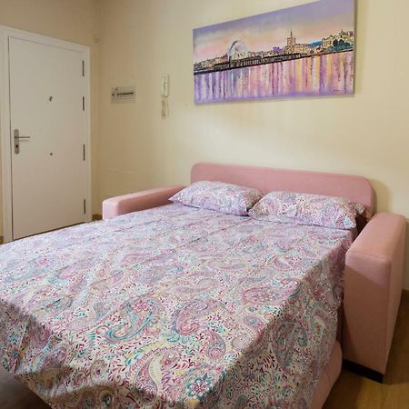 Flamingo Apartment Малага Екстериор снимка