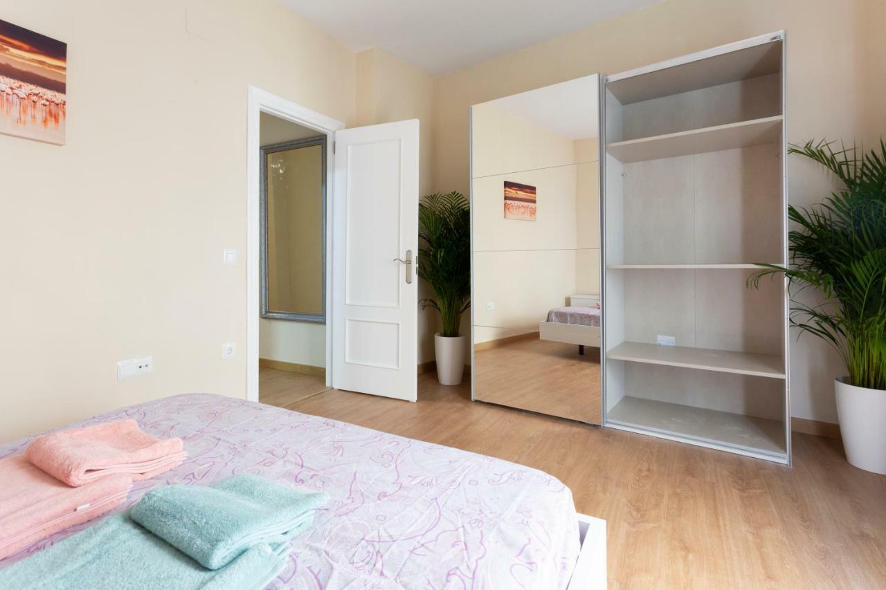 Flamingo Apartment Малага Екстериор снимка