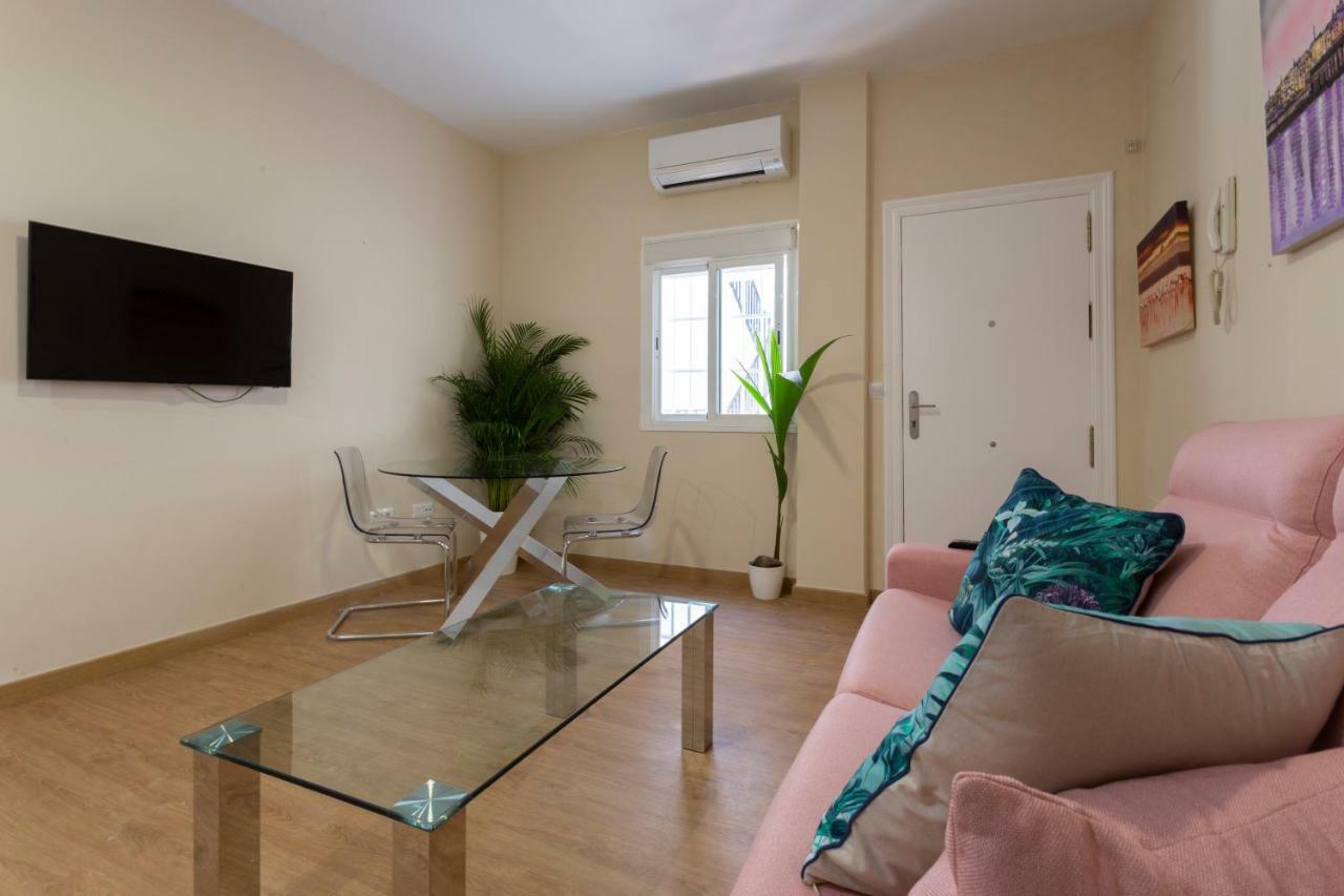 Flamingo Apartment Малага Екстериор снимка