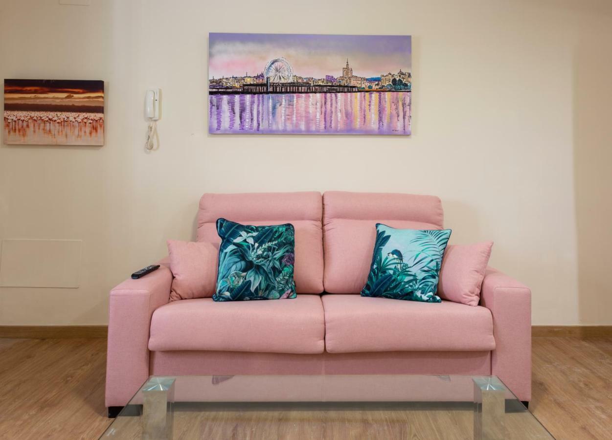 Flamingo Apartment Малага Екстериор снимка