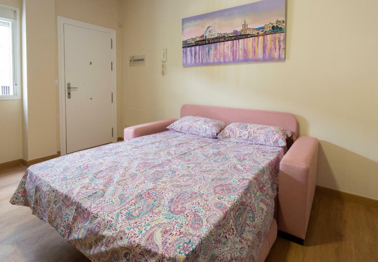 Flamingo Apartment Малага Екстериор снимка